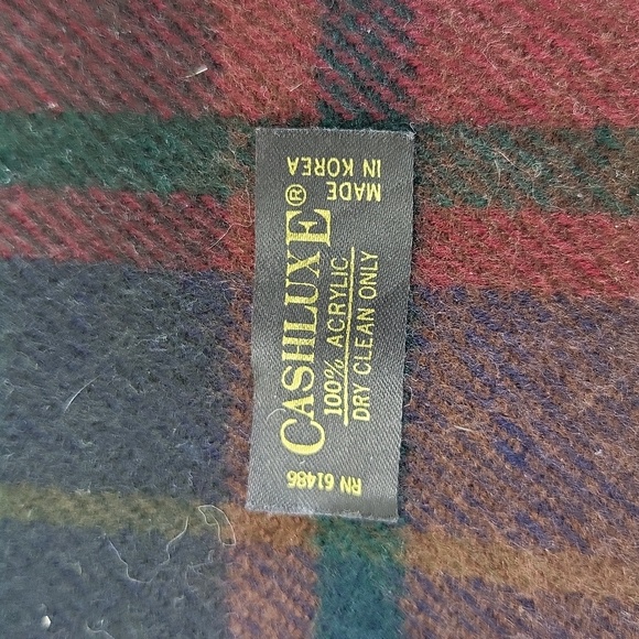 Cashluxe Scarf - Picture 2 of 4